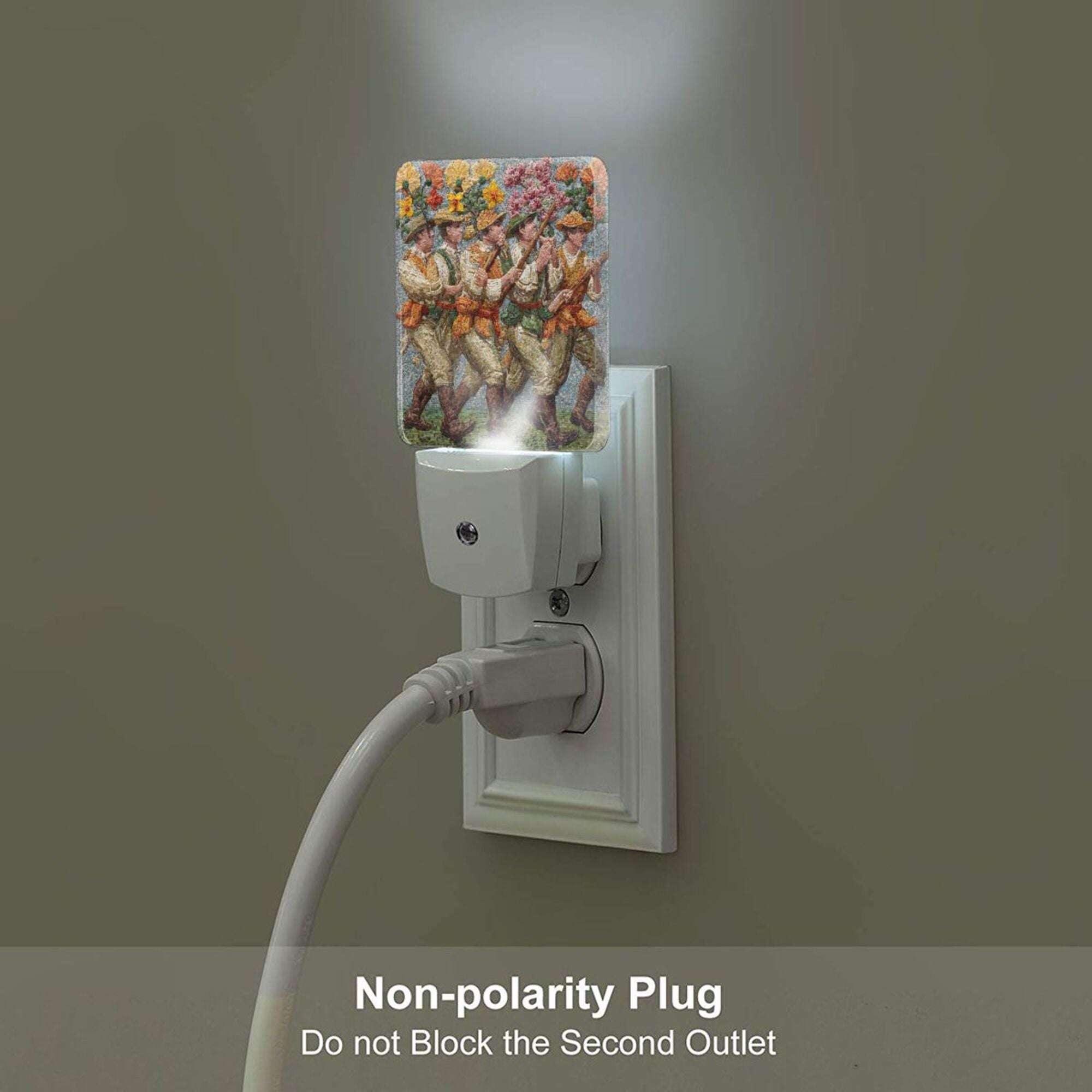 Retro Art Pattern Sensor Night Light - Size 4.95×2.95 inches, Smart Light - Sensing Energy - Saving Decorative Light