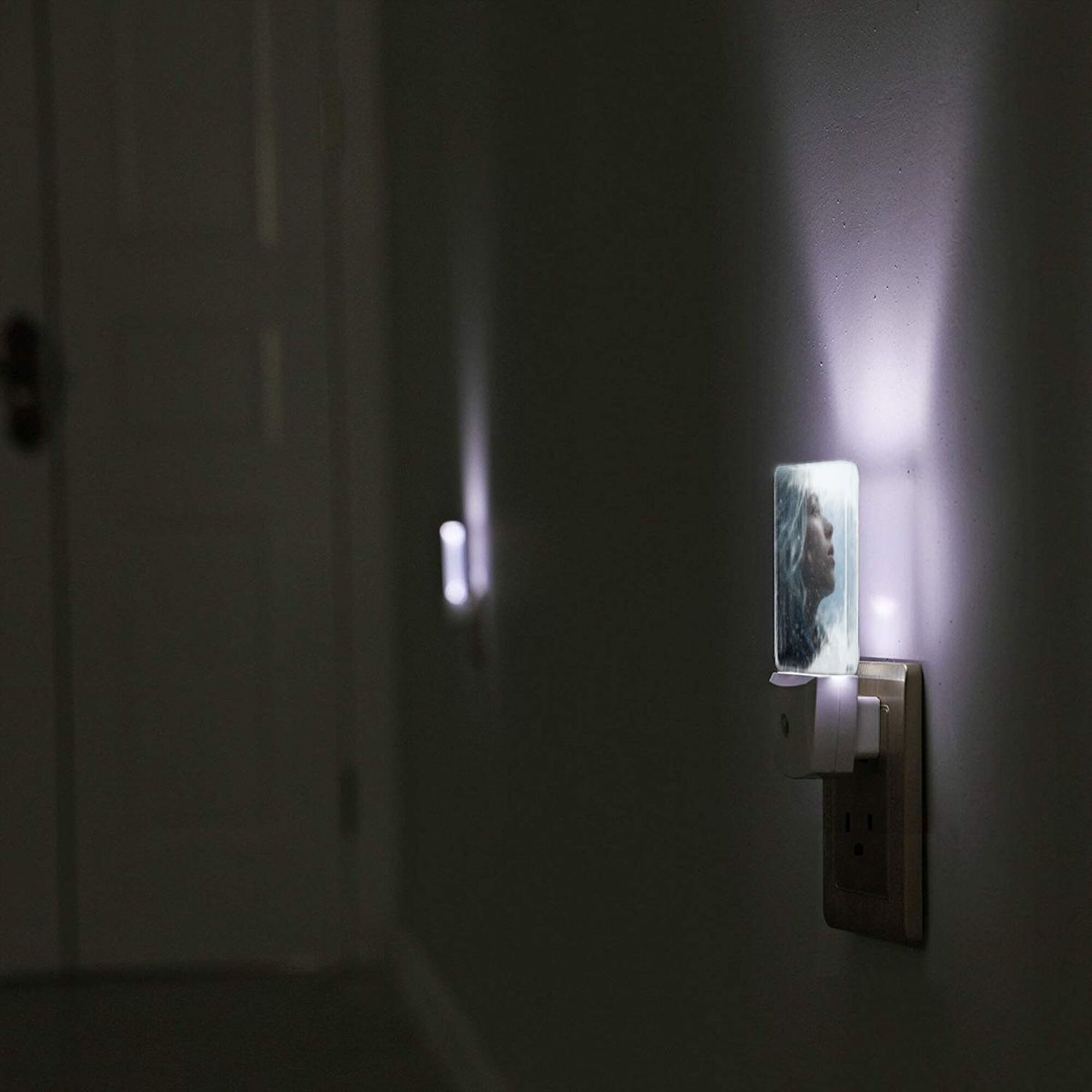 Character Art Pattern Smart Sensor Night Light - Size 4.95×2.95 inches, Energy - Saving Soft Light Decorative Light