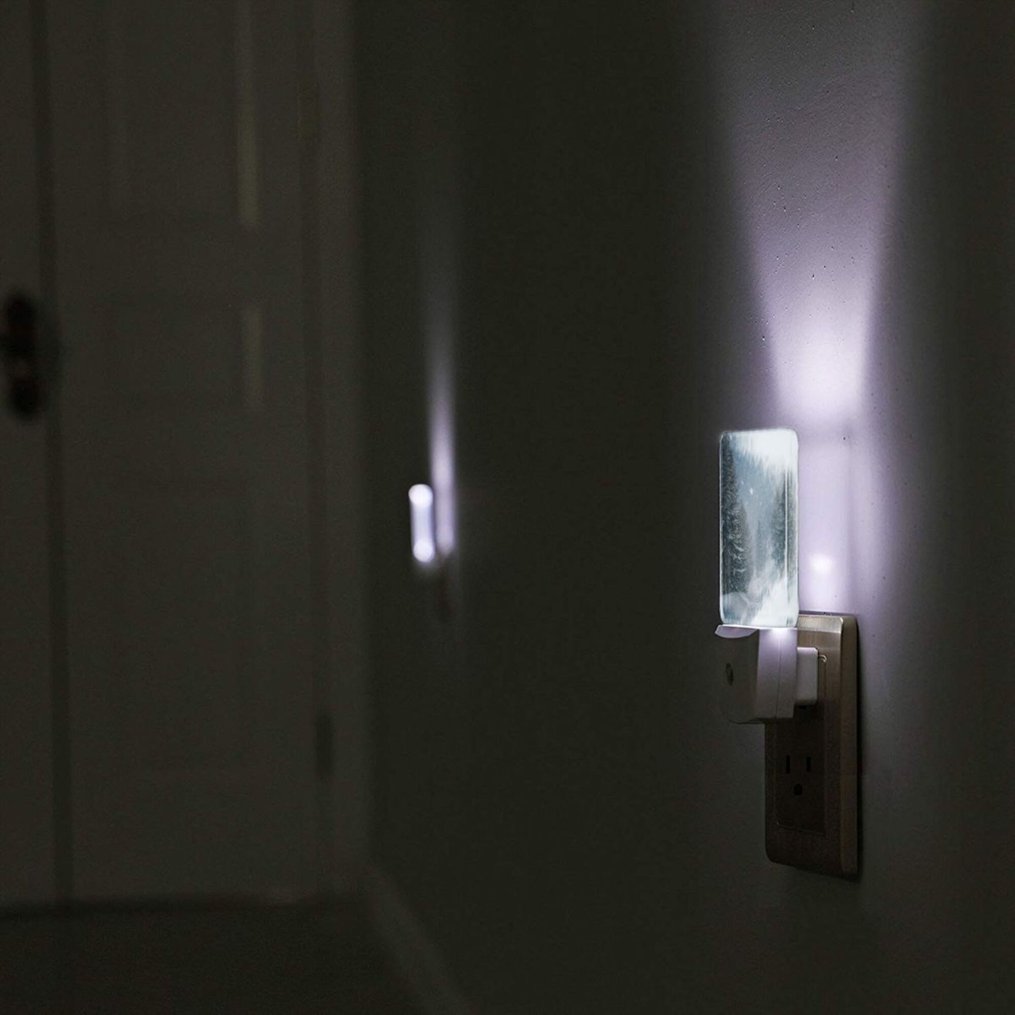 Snow Scene Art Smart Sensor Night Light - Size 4.95×2.95 inches, Energy - Saving Soft Light Decorative Light